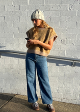 Load image into Gallery viewer, Otto Vest-Caramel