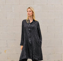 Load image into Gallery viewer, Ollie Jacket-Black Print