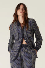 Load image into Gallery viewer, Willa Blouse-Chain Print