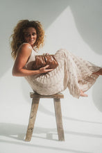 Load image into Gallery viewer, Alice Clutch-Chestnut Antique