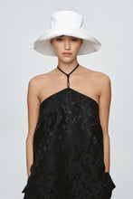 Load image into Gallery viewer, Nonna Hat-Chocolate or Blanc