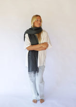 Load image into Gallery viewer, Shawl-Charcoal