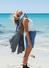 Load image into Gallery viewer, Shawl-Smoke