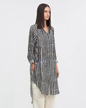 Load image into Gallery viewer, Dinya Dots Obsessions Shirt-Black