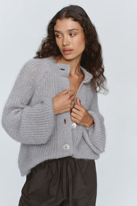 Cait Cardigan-Cygnet