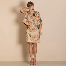 Load image into Gallery viewer, Roses Linen Birdie Jacket