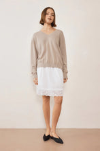 Load image into Gallery viewer, Studio Cotton V-Neck-Gauze