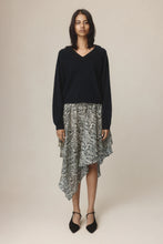 Load image into Gallery viewer, Moss Sweater-Black