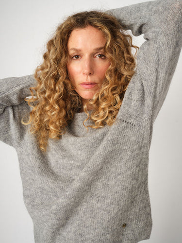 Tammy Thora Knit-Micro Chip