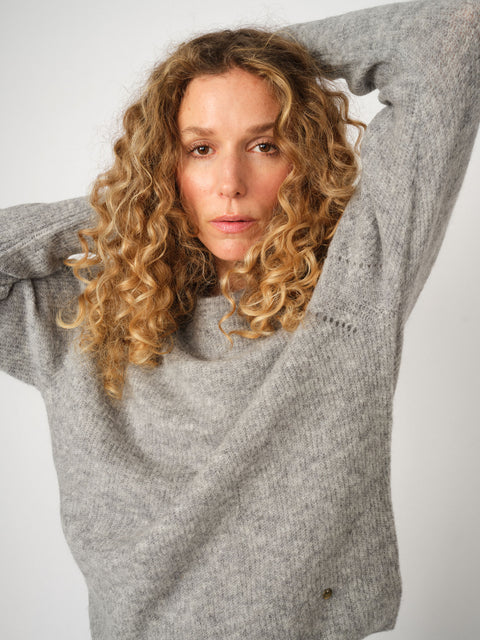 Tammy Thora Knit-Micro Chip