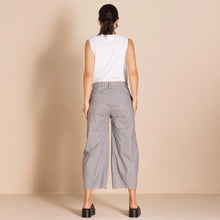 Load image into Gallery viewer, Check Barrel Pant-Navy/Cream