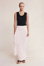 Load image into Gallery viewer, Caster Skirt-Fleur