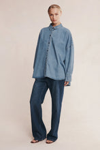 Load image into Gallery viewer, Jordy Shirt-Light Wash