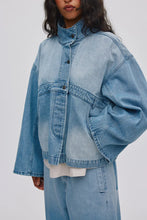 Load image into Gallery viewer, Donela-Denim Jacket-Light Washed Denim