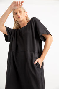 Revel Dress-Black