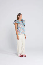 Load image into Gallery viewer, Sashay Top-Floral Frenzy