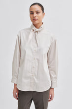 Load image into Gallery viewer, Milas Tie Shirt-Moonbeam