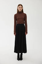 Load image into Gallery viewer, Goldie Pleat Skirt-Black