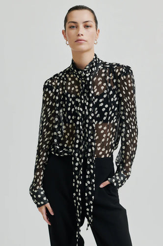 Drop Shirt-Black