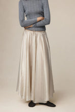 Load image into Gallery viewer, Bayley Skirt-Champagne
