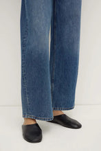 Load image into Gallery viewer, Aiden Leather Slide-Black