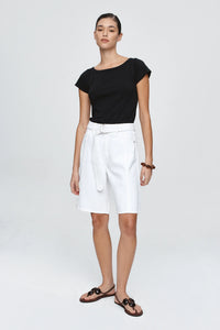 Belted Jean Short-Blanc