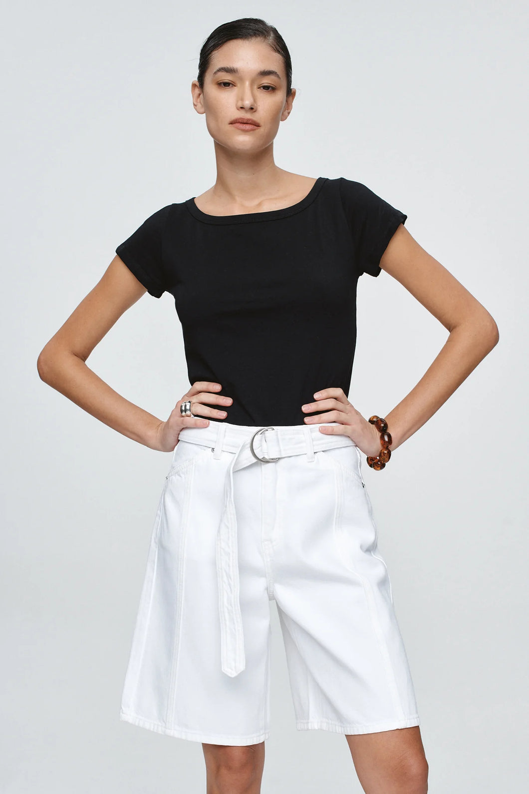 Belted Jean Short-Blanc