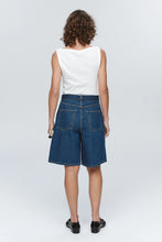 Load image into Gallery viewer, Belted Jean Short-Washed Indigo