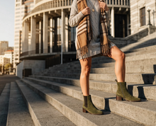 Load image into Gallery viewer, Dacron-Khaki Suede