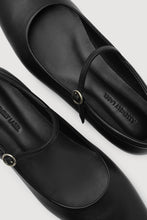 Load image into Gallery viewer, Beth Leather Ballet Flat-Black