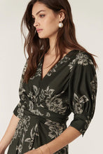 Load image into Gallery viewer, Holly Dress-Linear Flower