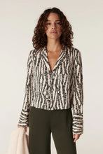 Load image into Gallery viewer, Sabine Blouse-Speckle Print (Black / Off White)