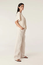 Load image into Gallery viewer, Pure Cashmere Relaxed Top