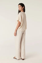 Load image into Gallery viewer, Pure Cashmere Relaxed Top