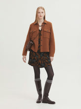 Load image into Gallery viewer, Jacket 100% Wool-Caramel