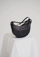 Load image into Gallery viewer, Pelle Bag-Textured Noir