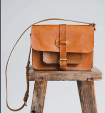 Load image into Gallery viewer, Rising Sun Satchel-Vintage Tan