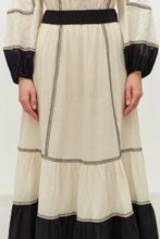 Load image into Gallery viewer, Erato-Black/Off white