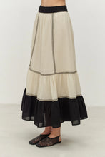 Load image into Gallery viewer, Erato-Black/Off white