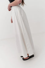 Load image into Gallery viewer, Gracie Maxi Skirt-White