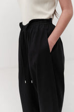 Load image into Gallery viewer, Lyle Pants-Black