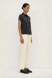 Karri Silk Short Sleeved Shirt-Black