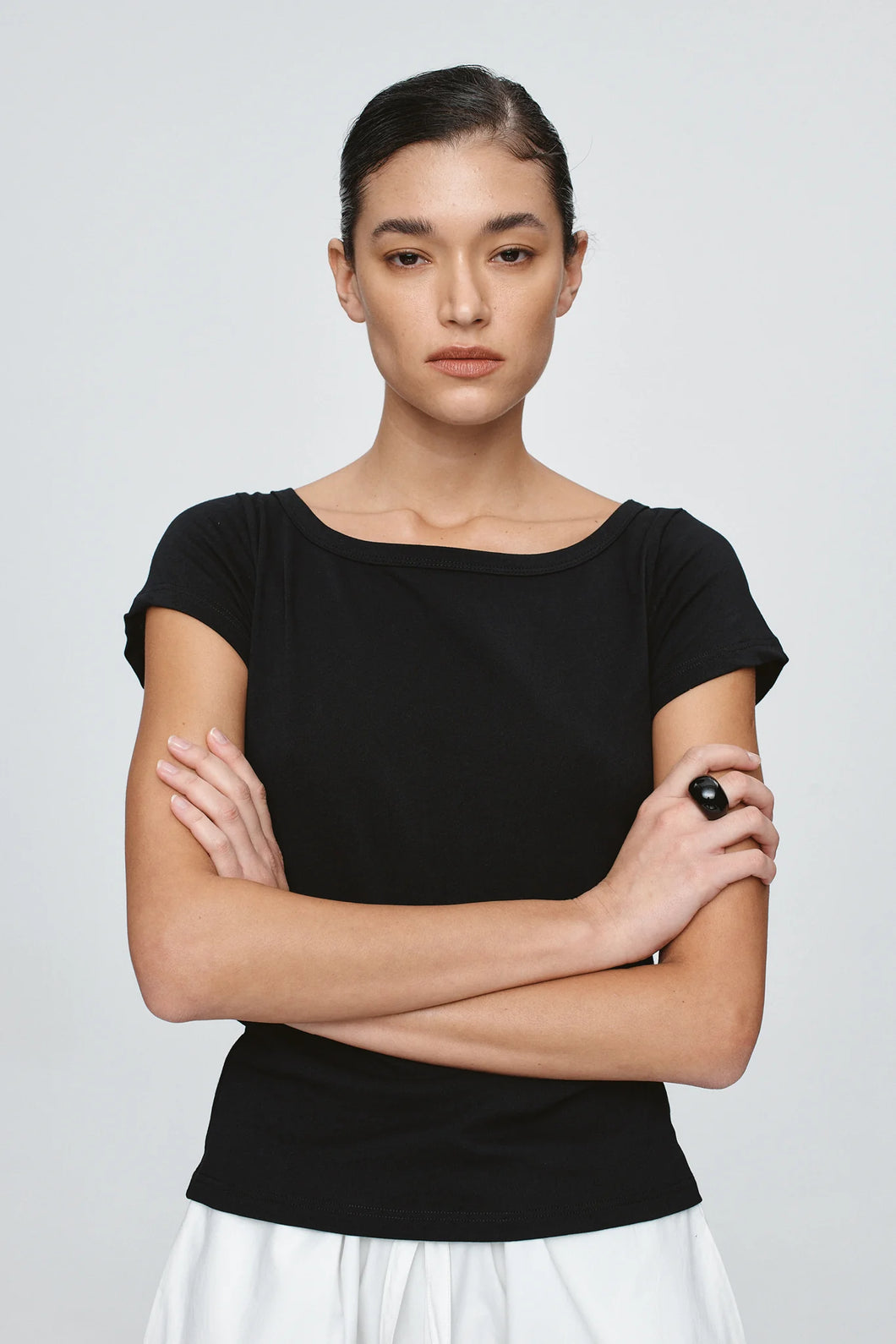 Lill Tee-Black