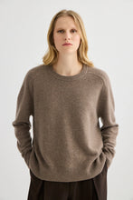 Load image into Gallery viewer, Cashmere Oversized Crewneck-Cocoa Marle