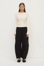 Load image into Gallery viewer, Lola Barrel Pant-Black