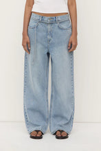 Load image into Gallery viewer, Loose Fit Jean-Mid Stone Wash