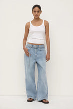 Load image into Gallery viewer, Loose Fit Jean-Mid Stone Wash