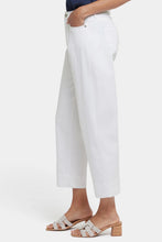 Load image into Gallery viewer, Balloon Jean Ankle-Optic White