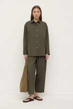 Load image into Gallery viewer, Marigold Poplin Long Sleeve Shirt-Moss