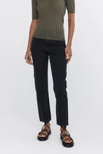 Load image into Gallery viewer, Straight Leg Jean-Black